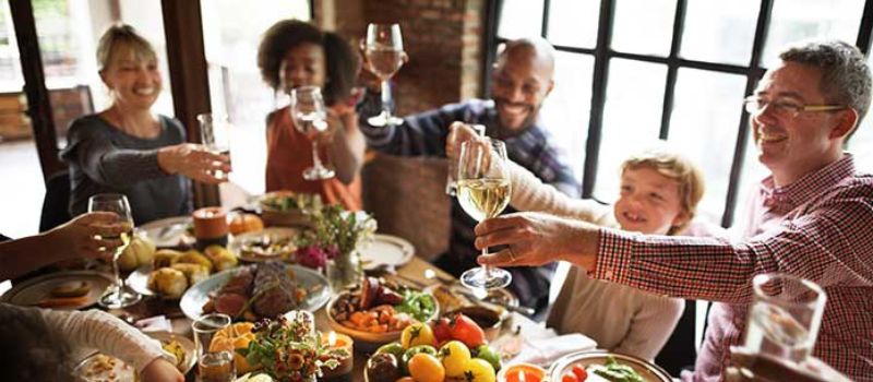 fun-thanksgiving-traditions-for-families