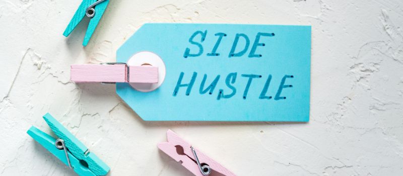 side-hustles-that-will-help-you-pay-off-your-christmas-shopping