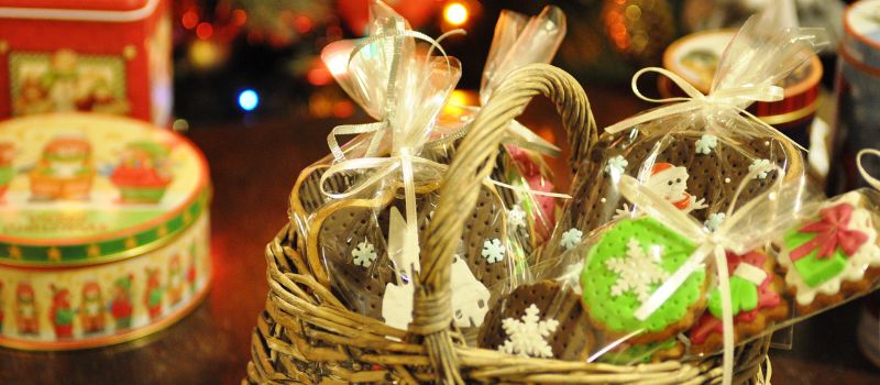 gift-basket-ideas-to-give-this-christmas