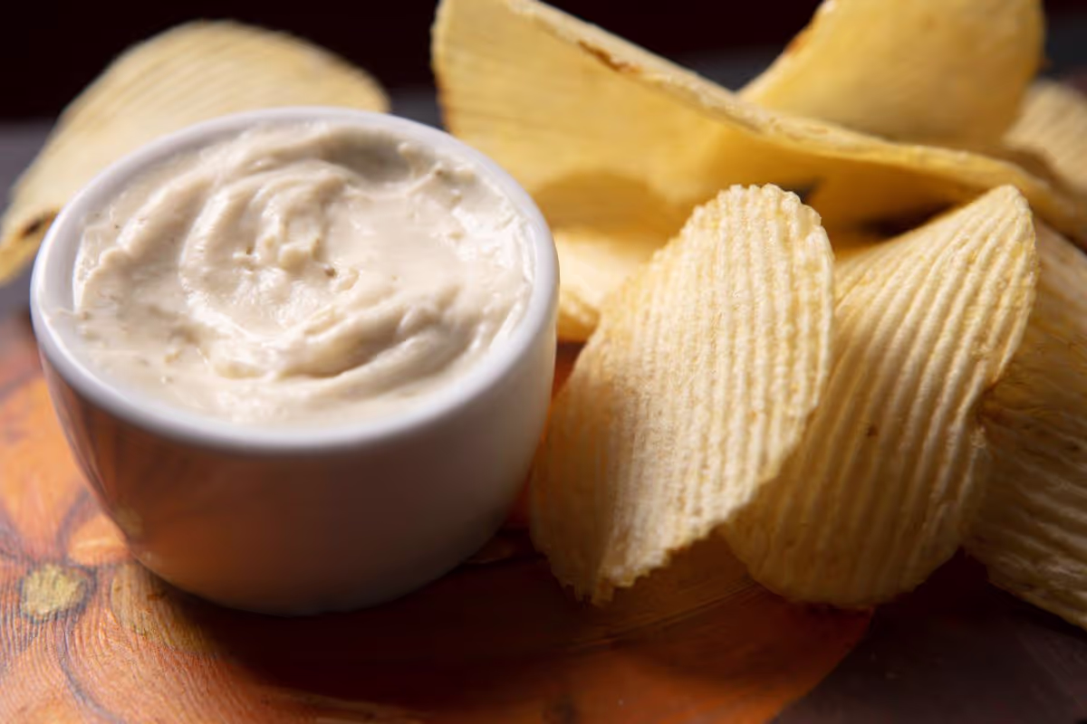 5-delicious-dip-recipes-to-celebrate-national-chip-and-dip-day