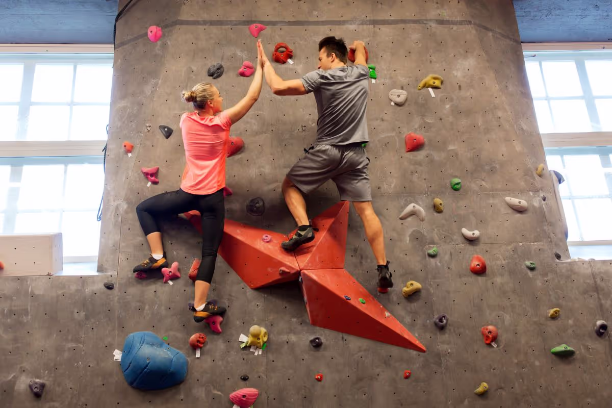 8-reasons-why-you-should-try-climbing-gyms-today