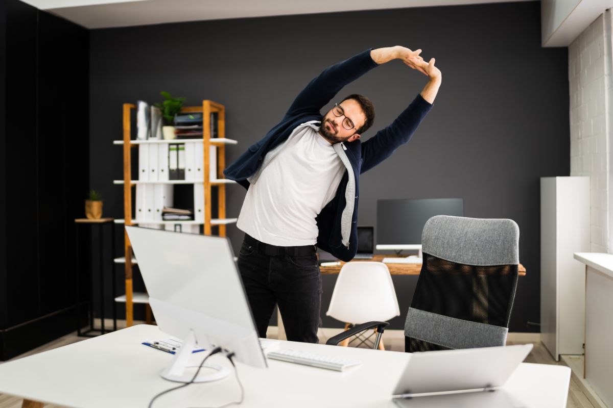 5-desk-exercises-that-will-keep-you-active-and-boost-your-productivity