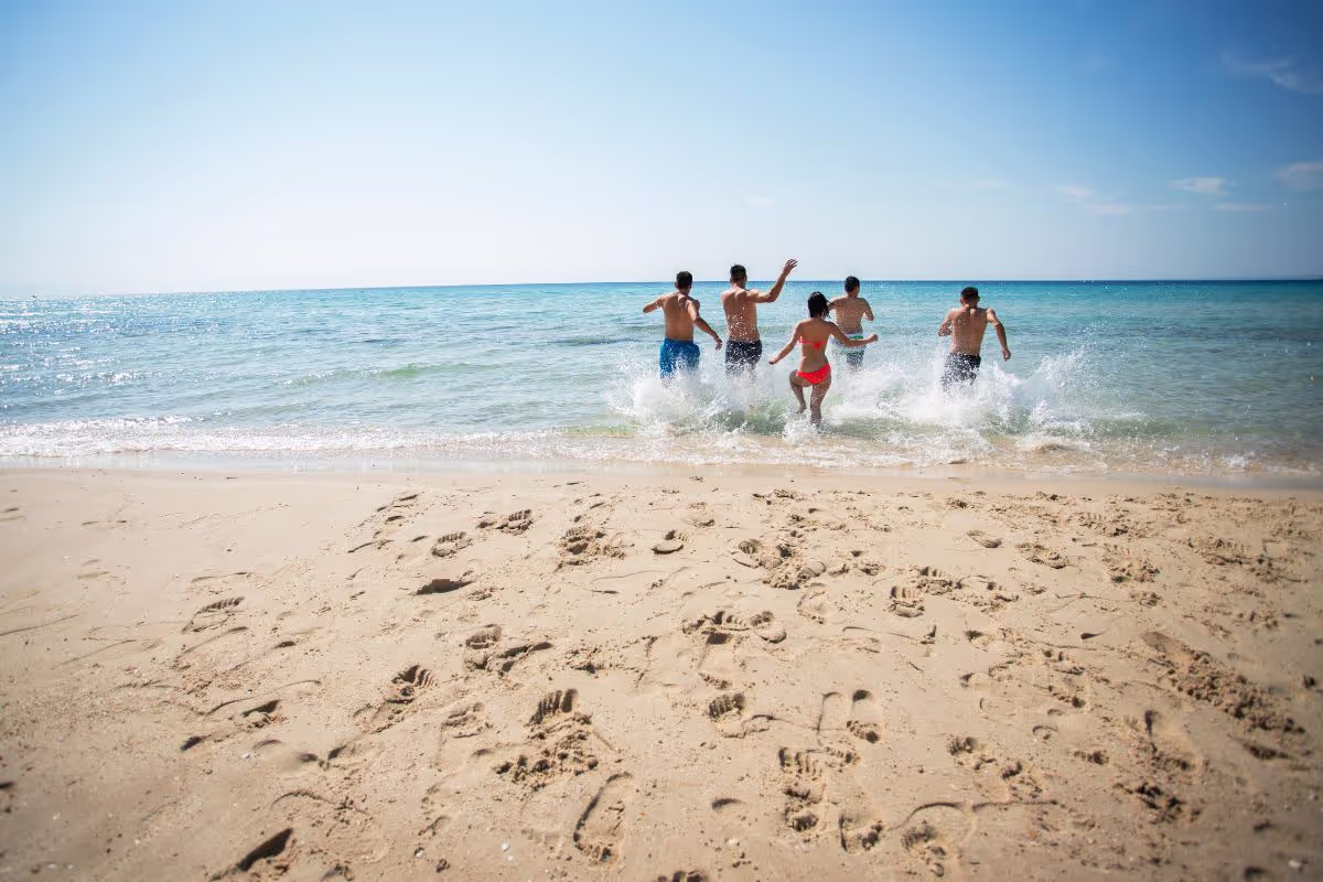 the-ultimate-beach-packing-checklist-everything-you-need-for-a-perfect-beach-day
