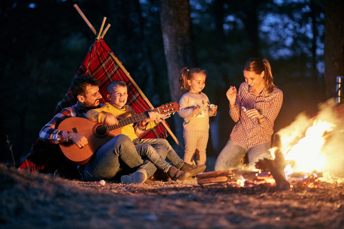 fun-camping-games-to-bring-the-family-together