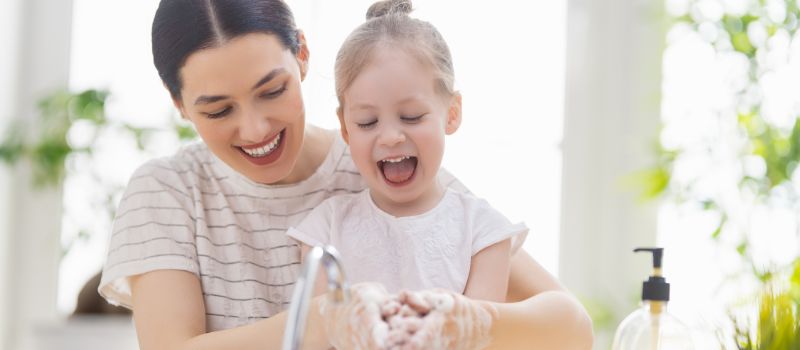 how-to-teach-your-kids-the-importance-of-handwashing-5-tips