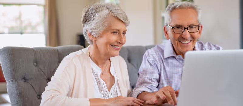 how-to-teach-computer-literacy-to-your-aging-parents