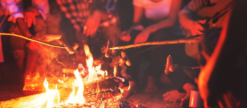 campfire-magic-5-tips-to-create-an-unforgettable-experience